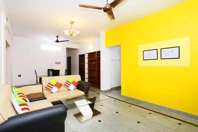 The Solo Apartments Kadavanthra Kochi Kültér fotó