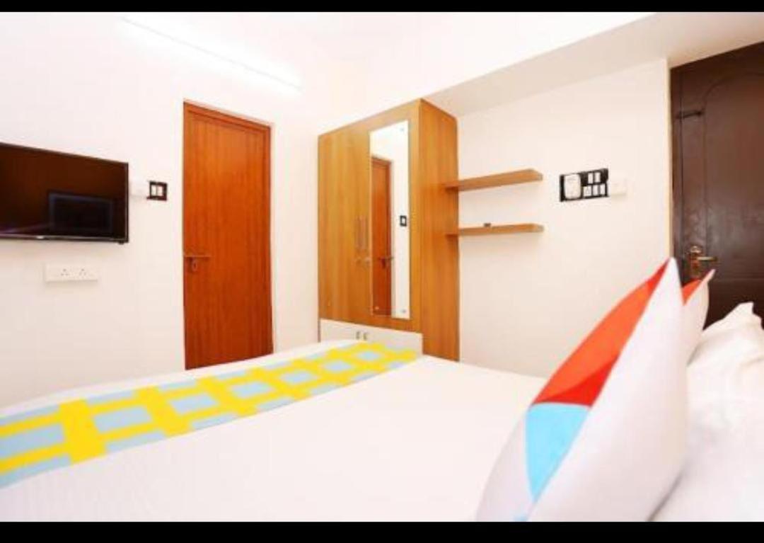 The Solo Apartments Kadavanthra Kochi Kültér fotó