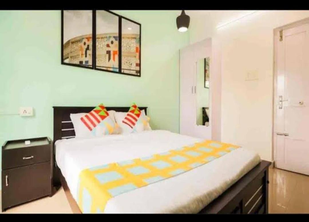 The Solo Apartments Kadavanthra Kochi Kültér fotó